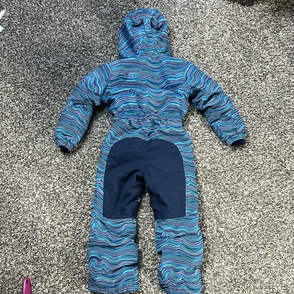 Snowsuit - Picture 3 of 4